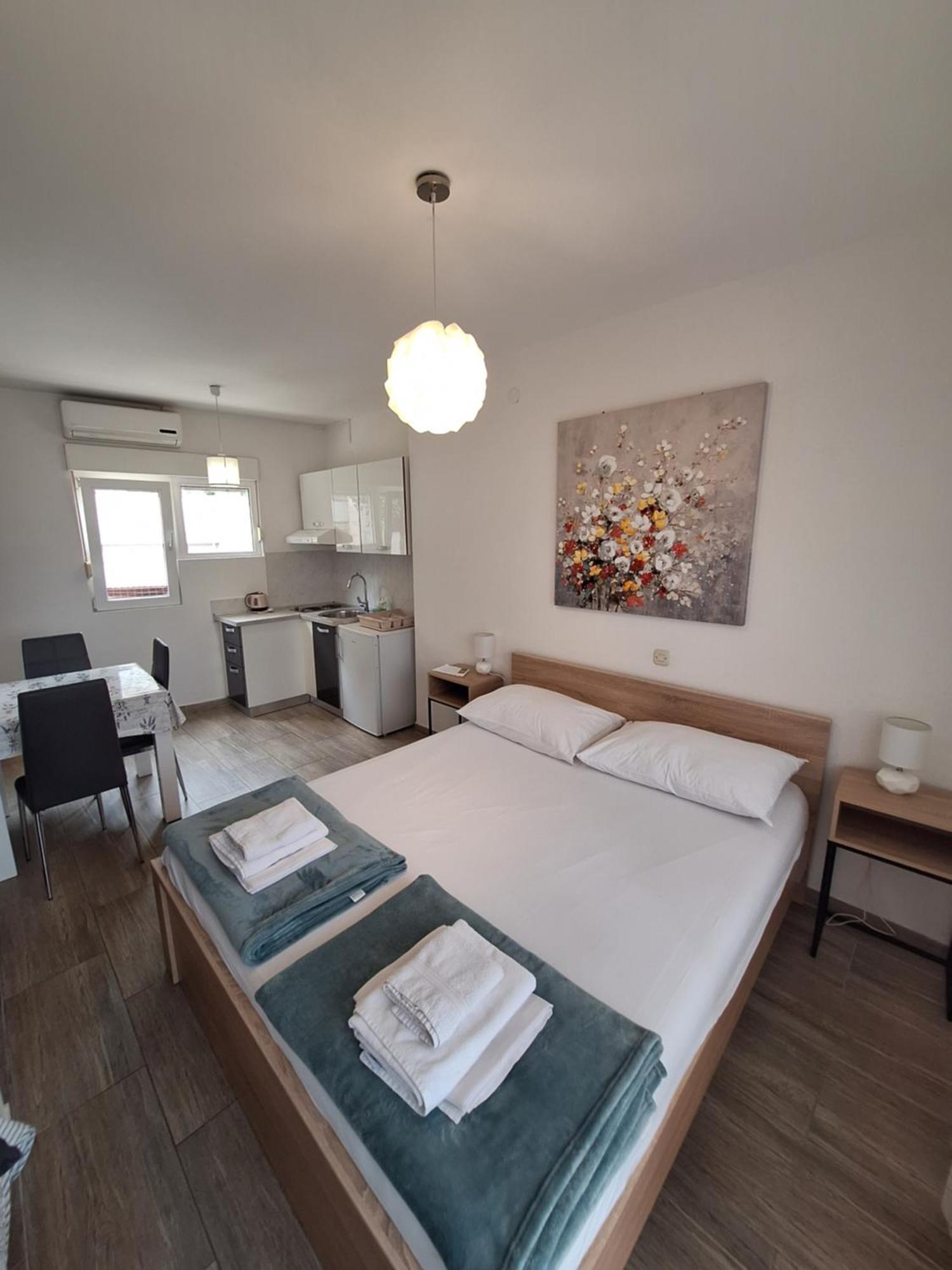 Apartmani Lisicina Омиш Экстерьер фото